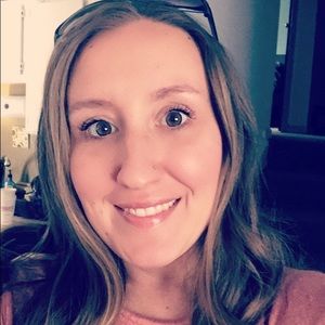 Meet your Posher, Alisha